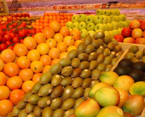 Frutas a la venta. Imagen: Magrama.