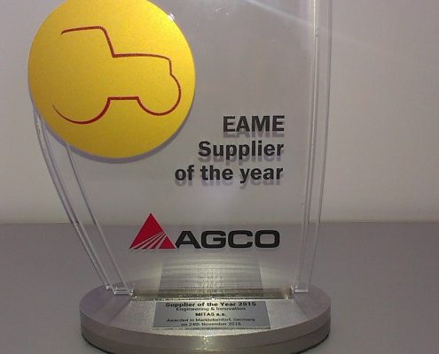 Mitas galardonado por AGCO como Proveedor del Año 2015. Imagen: Mitas