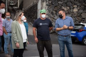 Visita Consejera de Agricultura de Canarias a fincas de Europlatano