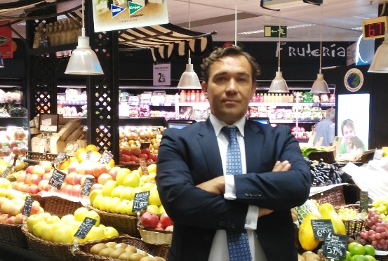 Jacinto Fernández Sastre, responsable de compras de frutas y hortalizas en El Corte Inglés.