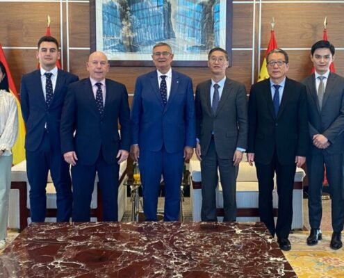 INTERPORC fortalece lazos comerciales con China visitando su embajada en España.