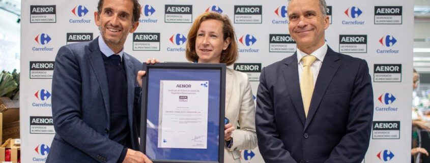 Carrefour obtiene la certificación AENOR por su gestión del desperdicio alimentario.