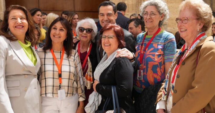 Andalucía avanza hacia la igualdad aprobando el Estatuto de las Mujeres Rurales y del Mar.
